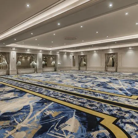 Hotel Kaya Palazzo & Casino Girne 4*