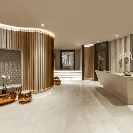 Kaya Palazzo & Casino Girne 4*